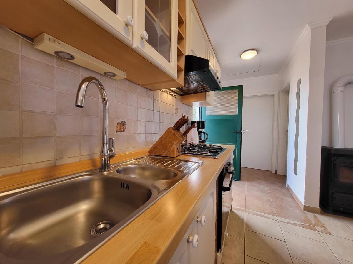 Holiday Home Duje Mali Iz Bagian luar foto
