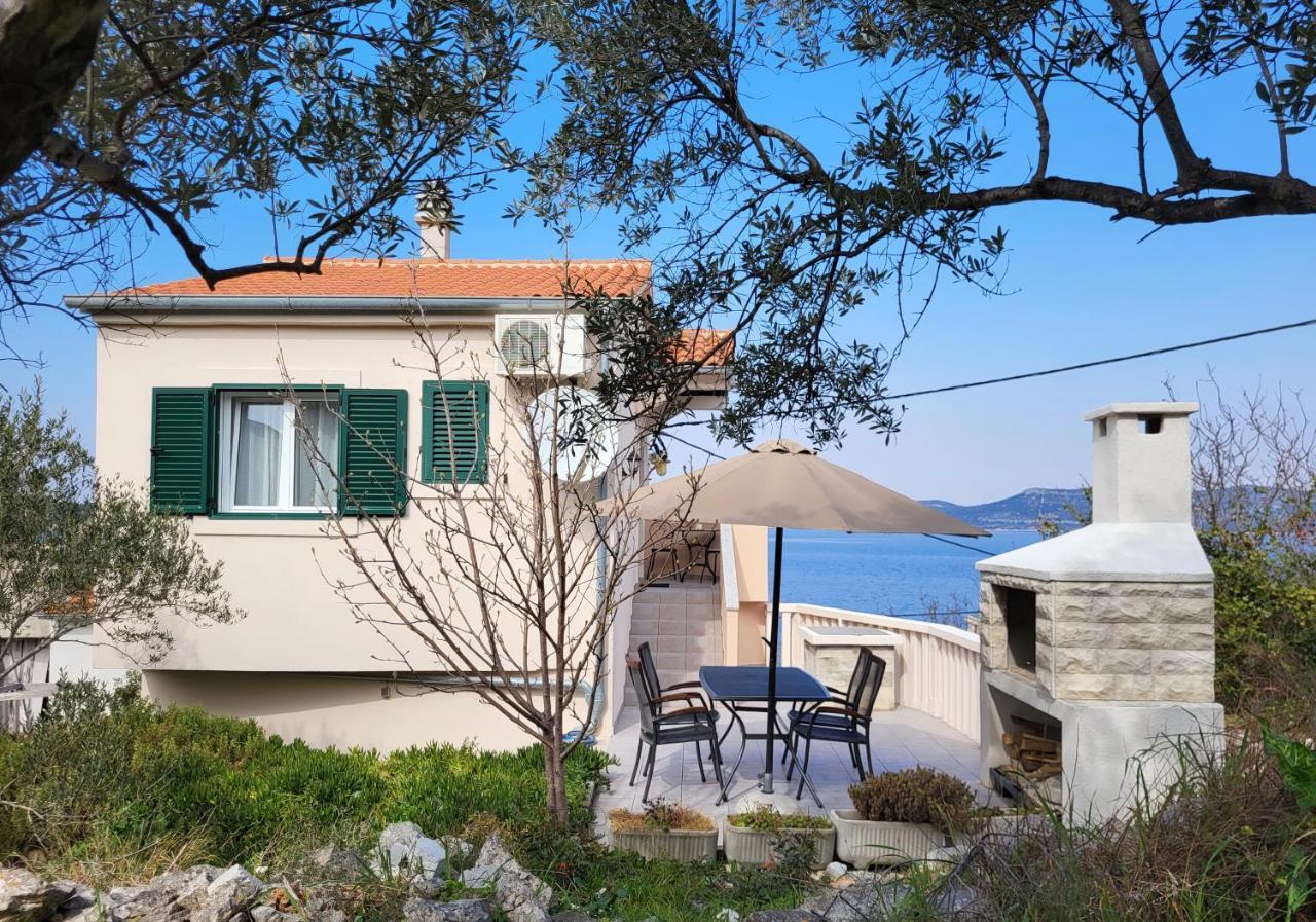 Holiday Home Duje Mali Iz Bagian luar foto