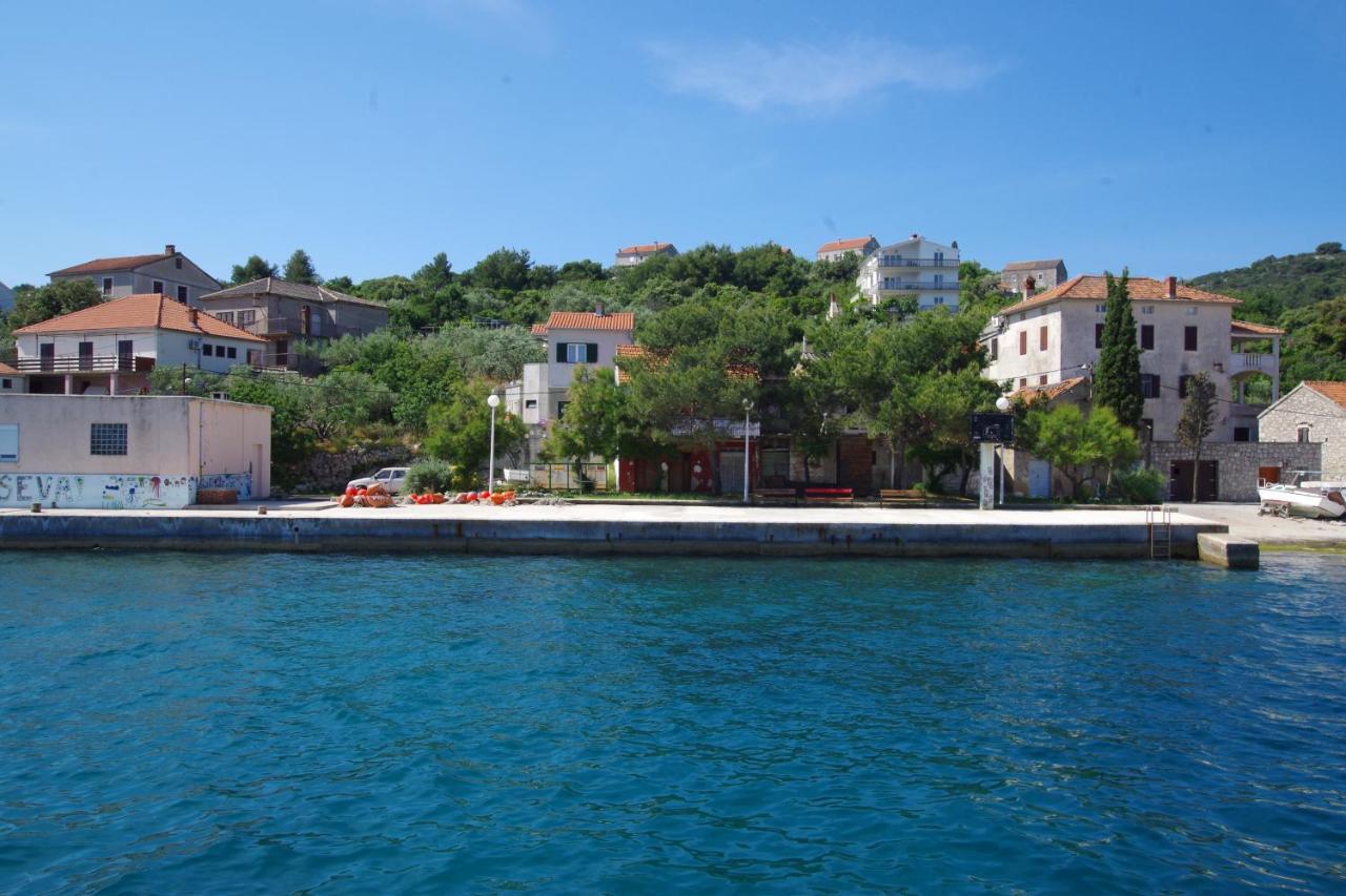 Holiday Home Duje Mali Iz Bagian luar foto